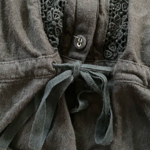 Black Lace tank top with tie size small - Picture 2 of 6